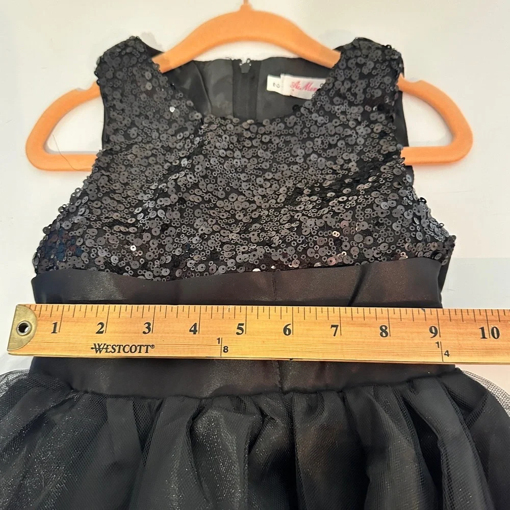 - Girls black sequin party dress - Picture 2 of 4